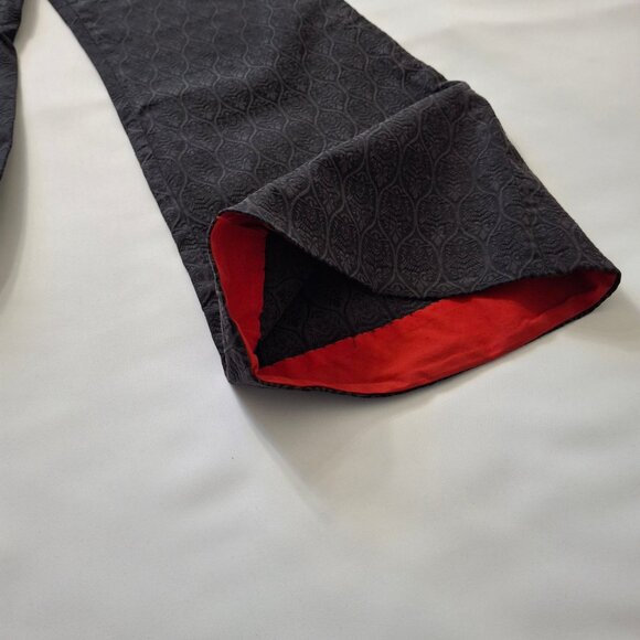 Tahari Faded Black Jaquard Bell Bottom Vintage Pants Sz M Peek A Boo Red Lining - Picture 2 of 14